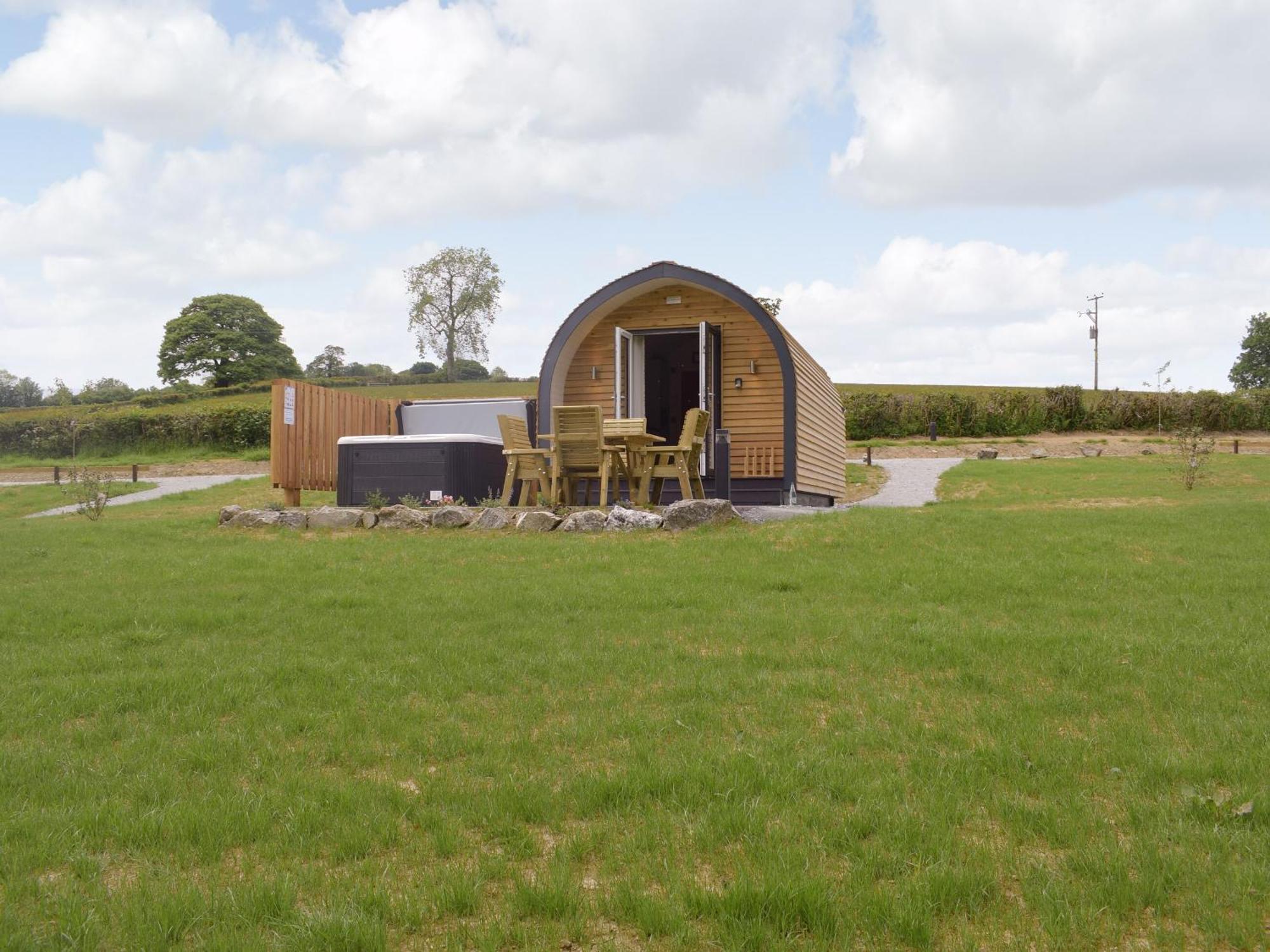 Cain Pod Vip Llanfyllin Exterior foto